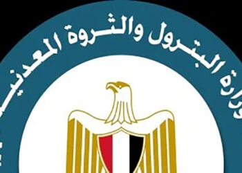 وزارة البترول تتلقى بلاغًا بحدوث كسر في أحد خطوط الغاز الطبيعي بالبساتين