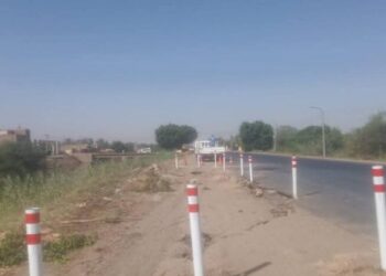 الطرق والكبارى: حدوث انفصال جزئي مفاجئ محدود بالطبان الترابي بطريق إسنا/ الأقصر الزراعي الغربي عند مدخل طريق أرمنت/ الواحات