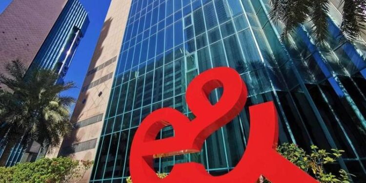 رئيس اتصالات إى آند مصر: الجيل الخامس يوفر سرعات اتصال فائقة وموثوقية عالية