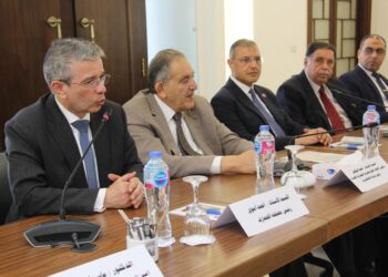 «أموى» و«الوكيل» يكرمان أوائل الدورات المتميزة للتخليص الجمركى