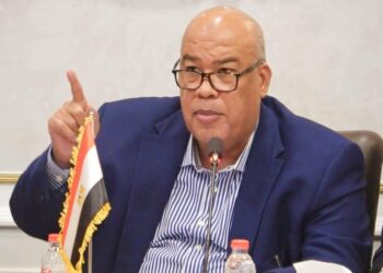 رئيس غرفة القاهرة التجارية يُعدد مكاسب السياسات الاقتصادية الأخيرة ويؤكد: الدولة تسير بخطى ثابتة نحو تحفيز الصناعة وتنشيط السوق المحلي