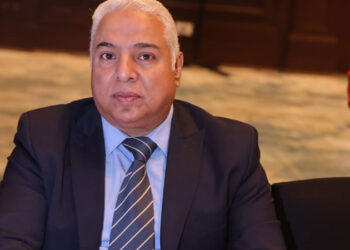 علاء نصر الدين: الصناع يواجهون نقص الأيدي العاملة الماهرة بسبب الهجرة إلى الخارج