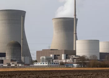 بوتين يقرّ سداد مصر تمويل مشروع محطة الضبعة النووية بالروبل الروسي