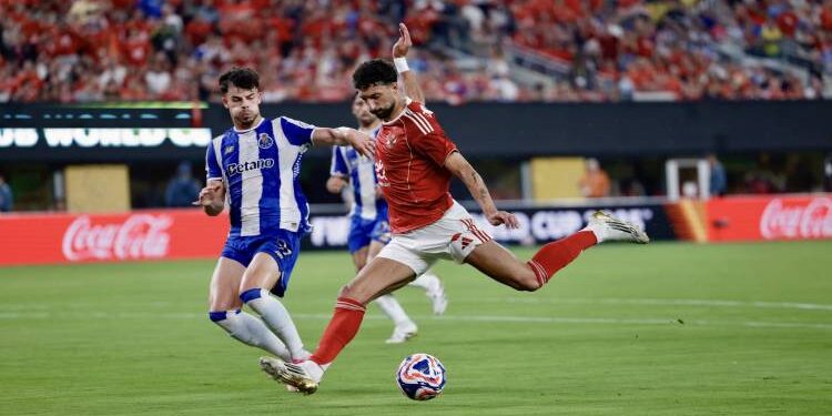 وسام ابوعلي يؤكد سعادته بتسجيل هاتريك أمام بورتو البرتغالي