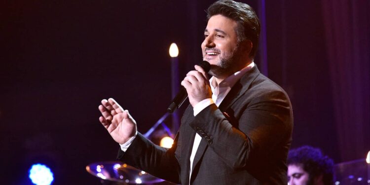 اليوم طرح أغنية “حلفتلك” من ألبوم ملحم زين “22”