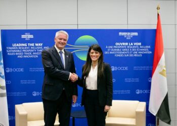 وزيرة التعاون الدولي تعقد جلسة مباحثات مع الأمين العام لمنظمة التعاون الاقتصادي والتنمية خلال زيارتها لباريس