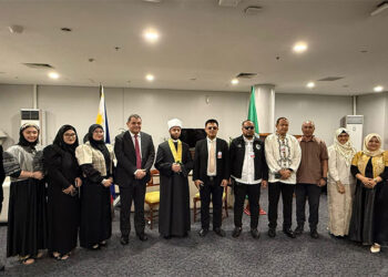 الأزهري أول وزير مصري يزور الفلبين منذ سنوات