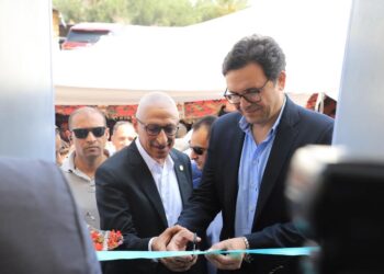 وزير الثقافة ومحافظ شمال سيناء يفتتحان بيت ثقافة قاطية ببئر العبد بعد تطويره ورفع كفاءته