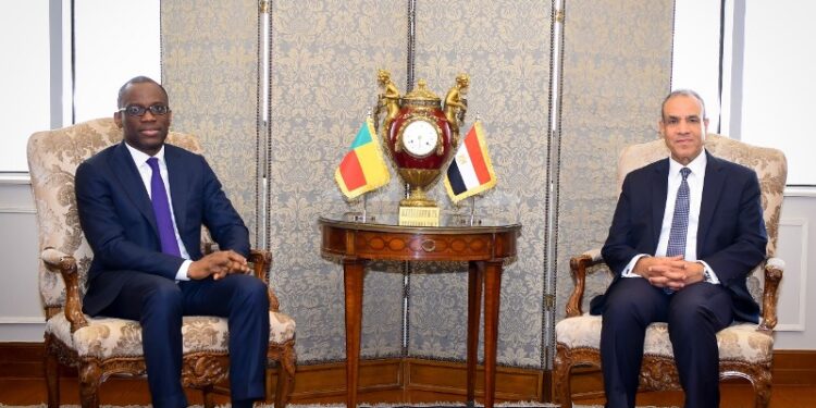 وزير الخارجية والهجرة يجرى مشاورات سياسية مع وزير خارجية بنين