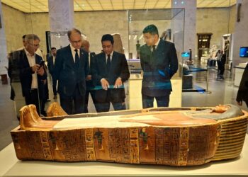 رئيس وزراء جمهورية صربيا يزور المتحف المصري الكبير ومتحف الحضارة ومنطقة الأهرامات