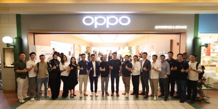 OPPO تُثري تجربة المستخدمين في مصر بافتتاح أول متجر بمفهوم Experience and Service Store لتضع معياراً جديداً للابتكار في قطاع التجزئة