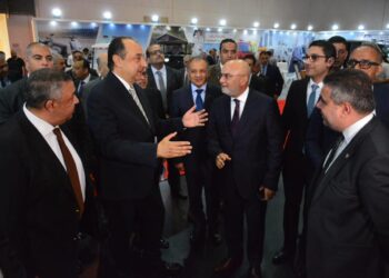 المنصور للسيارات تشارك في معرض الأهرام للنقل التجاري بطرازات شيفروليه المصنعة محليًا