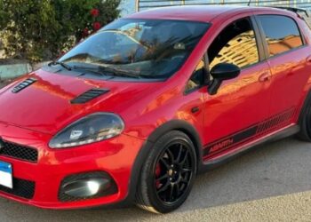 فيات جراند بونتو هاتشباك بـ 500 ألف جنيه