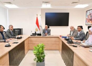 وزير الري يتابع إجراءات رقمنة أعمال قطاع المياه الجوفية وتسهيل إجراءات إصدار التراخيص