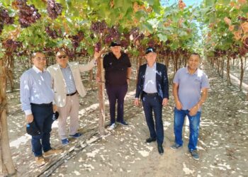 وزير الزراعة الصربي يزور بعض التجارب والمشروعات الزراعية المتميزة