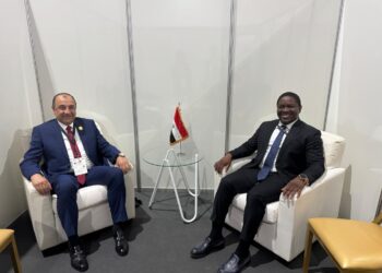 وزير قطاع الأعمال يبحث مع وزيري السياحة والإسكان ورئيس الصندوق السيادي في أنجولا فرص التعاون المشترك