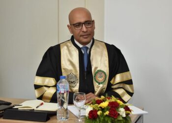 النائب علاء مصطفي يحصل علي درجة الدكتوراه المهنية في إدارة الأعمال (DBA)