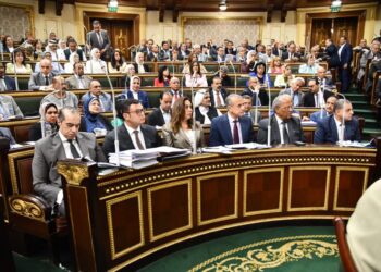 وزير الإسكان يشارك في الجلسة العامة لمجلس النواب لمناقشة مشروع قانون مُقدم من الحكومة