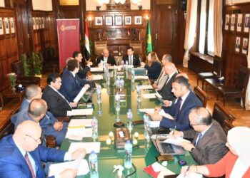 وزير الشباب والرياضة يشهد اجتماع مجلس إدارة والجمعية العمومية لصندوق الرياضة المصري