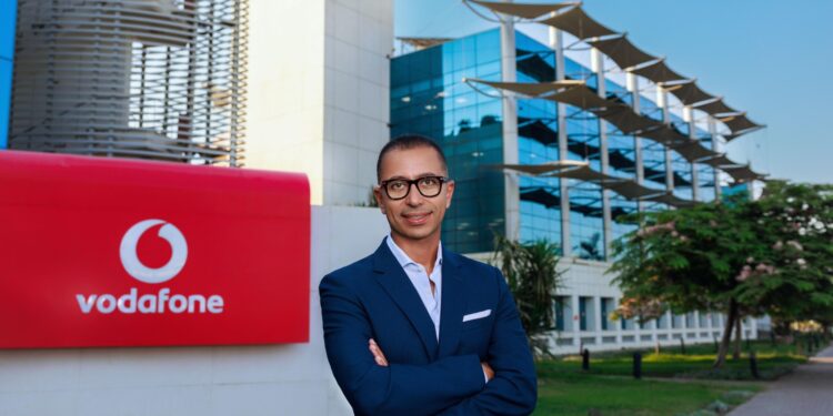 مجموعة ڤوداكوم تعيَّن محمد عبد الله