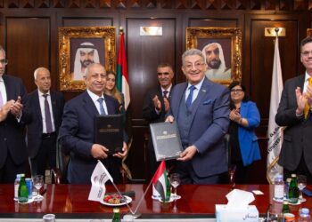 الأكاديمية العربية توقع اتفاقية تعاون مشترك مع الجامعة الأمريكية بالإمارات