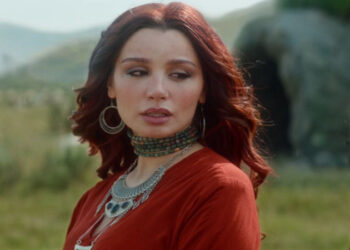 إشادات واسعة لسارة التونسي في مسلسل «مملكة الحرير»