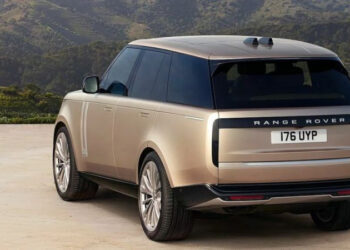 أسعار لاند روفر رينج روفر 2025 في السعودية