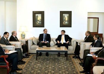 وزيرا الشئون النيابية والزراعة يواصلان التشاور حول مشروع تعديلات قانون التعاونيات الزراعية