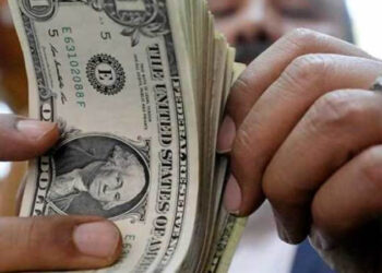 أسعار الدولار في مصر اليوم الأحد