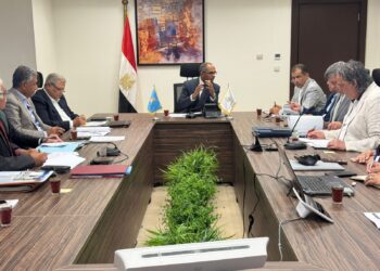 نائب وزير الاسكان يتابع موقف عددٍ من مشروعات مياه الشرب والصرف الصحى على مستوى الجمهورية