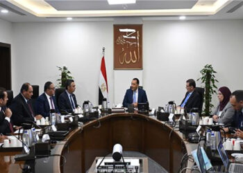 رئيس الوزراء يستعرض موقف توافر الأسمدة الزراعية ومنظومة حوكمة تداولها