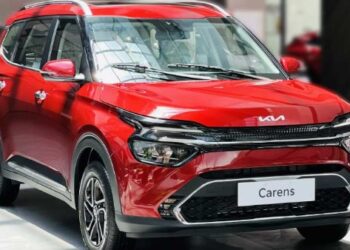 أسعار ومواصفات كيا كارينز 2025 في السعودية