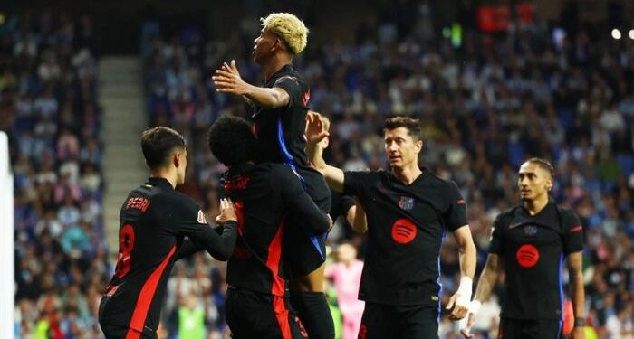 برشلونة يواجه فيسيل كوبي الياباني فى أولى تجاربه الودية للموسم الجديد