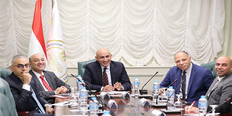 تفاصيل اجتماع وزير التربية والتعليم مع مديري المديريات لمتابعة الترتيبات النهائية لامتحانات الثانوية