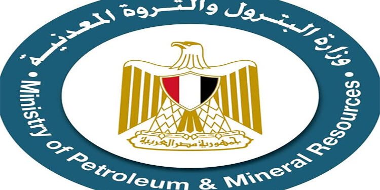 البترول تؤكد التزام شركة أديس المالكة للبارج بسرعة صرف التعويضات لأسر المتوفين والمفقودين والمصابين