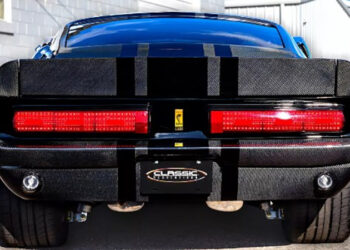 شركة سيارات كبرى تعلن إفلاسها رغم عملها في مجال التعديل