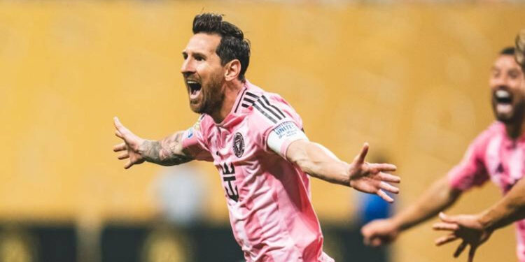 ميسي يقود إنتر ميامي للفوز على مونتريال برباعية مثيرة