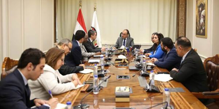 وزير قطاع الأعمال يستقبل وفدًا من مجموعة البنك الدولي ويؤكد: انفتاح كامل على تعزيز الشراكة مع القطاع الخاص