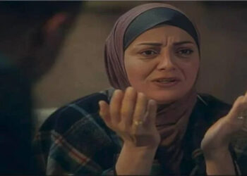 هبة عبد الغنى تتلقى عزاء والدتها فى مسجد الحامدية الشاذلية مساء اليوم