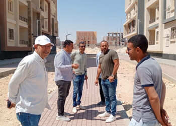 وزير الإسكان يتابع سير العمل بالمشروعات السكنية بمدن بدر ودمياط وبني سويف وأكتوبر الجديدة