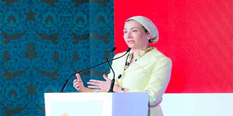 وزيرة البيئة تشارك في النسخة الرابعة من منتدى مصر للتعدين