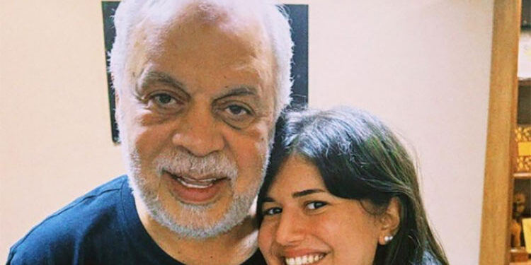 ديانا هشام تحتفل بتخرجها وتوجه رسالة لـ أشرف زكي