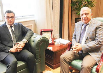 وزيرا الكهرباء والإسكان يبحثان خطة العمل المشترك ودعم التوسع فى استخدامات الطاقة المتجدد