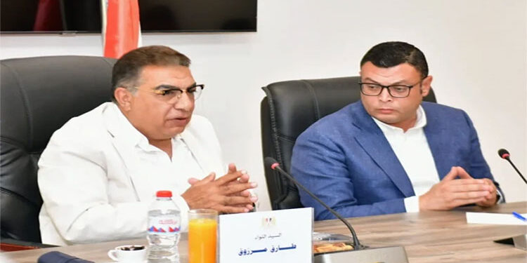 وزير الإسكان ومحافظ الدقهلية يتابعان الموقف التنفيذي لمشروعات مدينة المنصورة الجديدة