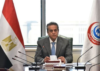 وزير الصحة يتابع مؤشرات الأداء بمستشفى العلمين النموذجي ويبحث التوسع في تنفيذ مشروعات السياحة الصحية