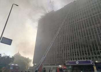 تعطل شبكة e& Egypt اتصالات في مصر