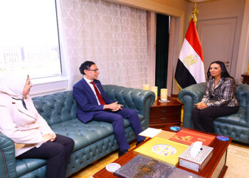 وزيرة التضامن الاجتماعي تلتقي رئيس بعثة اللجنة الدولية للصليب الأحمر