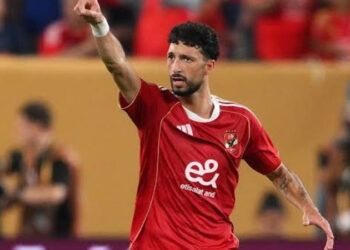 وسام أبو علي يتدرب منفرداً فى الأهلي