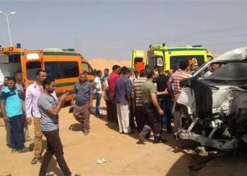 اصطدام سيارة نقل بأتوبيس شركة دهانات على الطريق الدائري الاقليمي بنطاق الشرقية