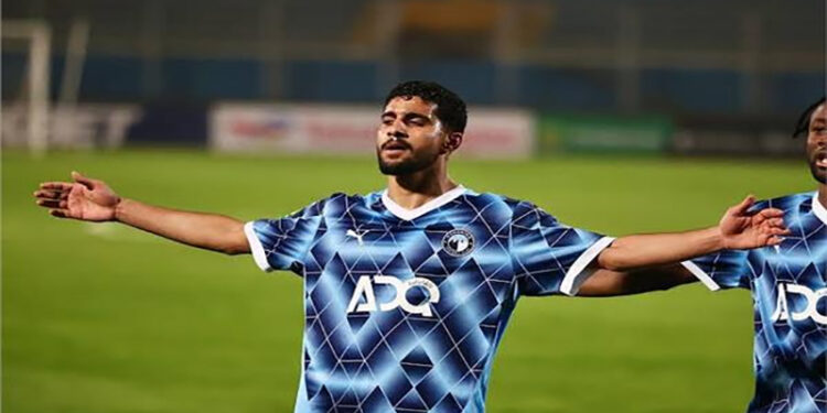 بيراميدز يحدد سعر بيع إبراهيم عادل